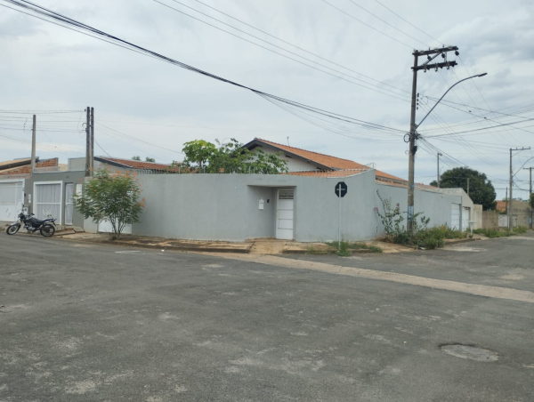 Rua Vereador Aparecido Lindório de Castilho, 625